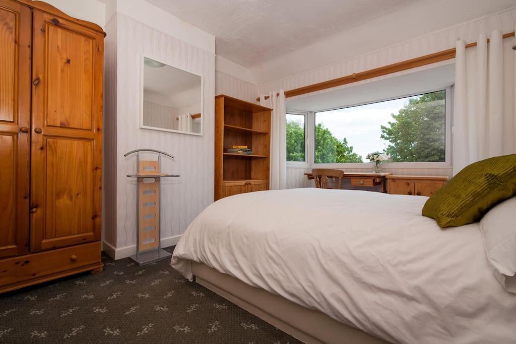 Comfortable Rooms Бирмингем Экстерьер фото